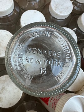 YONKERS NEW YORK PRECISION VALVE CORPORATION RECIPEINT PRESSION BOMBE AEROSOL