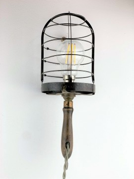 ANCIENNE LAMPE BALADEUSE 1920 -1930  bois / metal