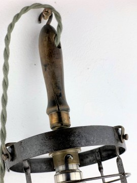 ANCIENNE LAMPE BALADEUSE 1920 -1930  bois / metal