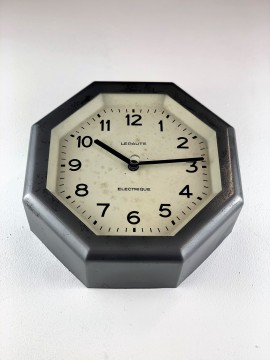 Horloge d'Atelier de marque LEPAUTE  1940 - 1950  ref lepaute1