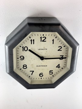 Horloge d'Atelier de marque LEPAUTE  1940 - 1950  ref lepaute1