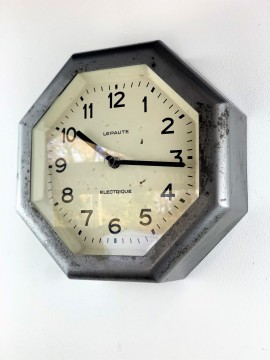 Horloge d'Atelier de marque LEPAUTE  1940 - 1950  ref lepaute2