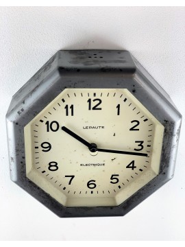 Horloge d'Atelier de marque LEPAUTE  1940 - 1950  ref lepaute2