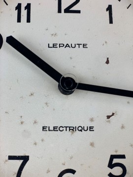 Horloge d'Atelier de marque LEPAUTE  1940 - 1950  ref lepaute2