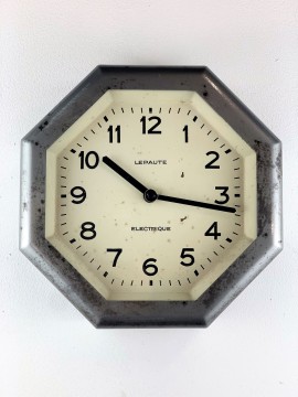 Horloge d'Atelier de marque LEPAUTE  1940 - 1950  ref lepaute2