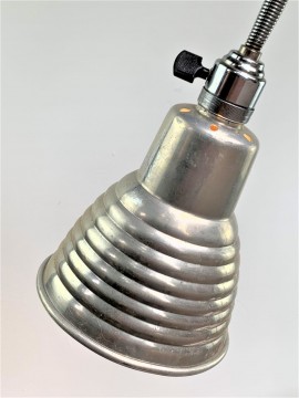 LAMPE " TOUS SENS " 1920 1930 version Nickelée Etau 2 bras