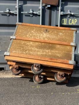 ANCIEN BAC SUROY LOOS 1940 CAISSE A ROULETTES  USINE TEXTILE COULEUR D'ORIGINE